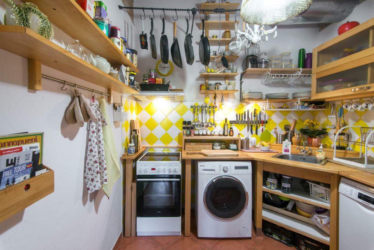 Victoria Design Stays - Apartment Rehorova プラハ エクステリア 写真