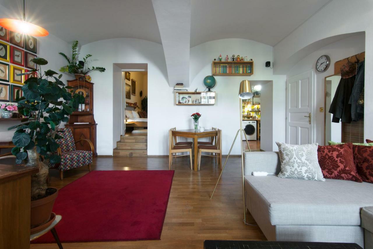 Victoria Design Stays - Apartment Rehorova プラハ エクステリア 写真